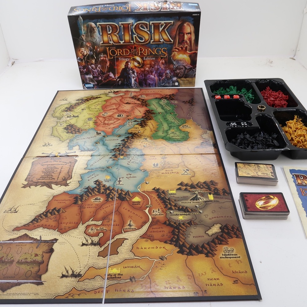 Lord Of The Rings RISK Trilogy Edition Parker Brothers Board Game Complete wRing
